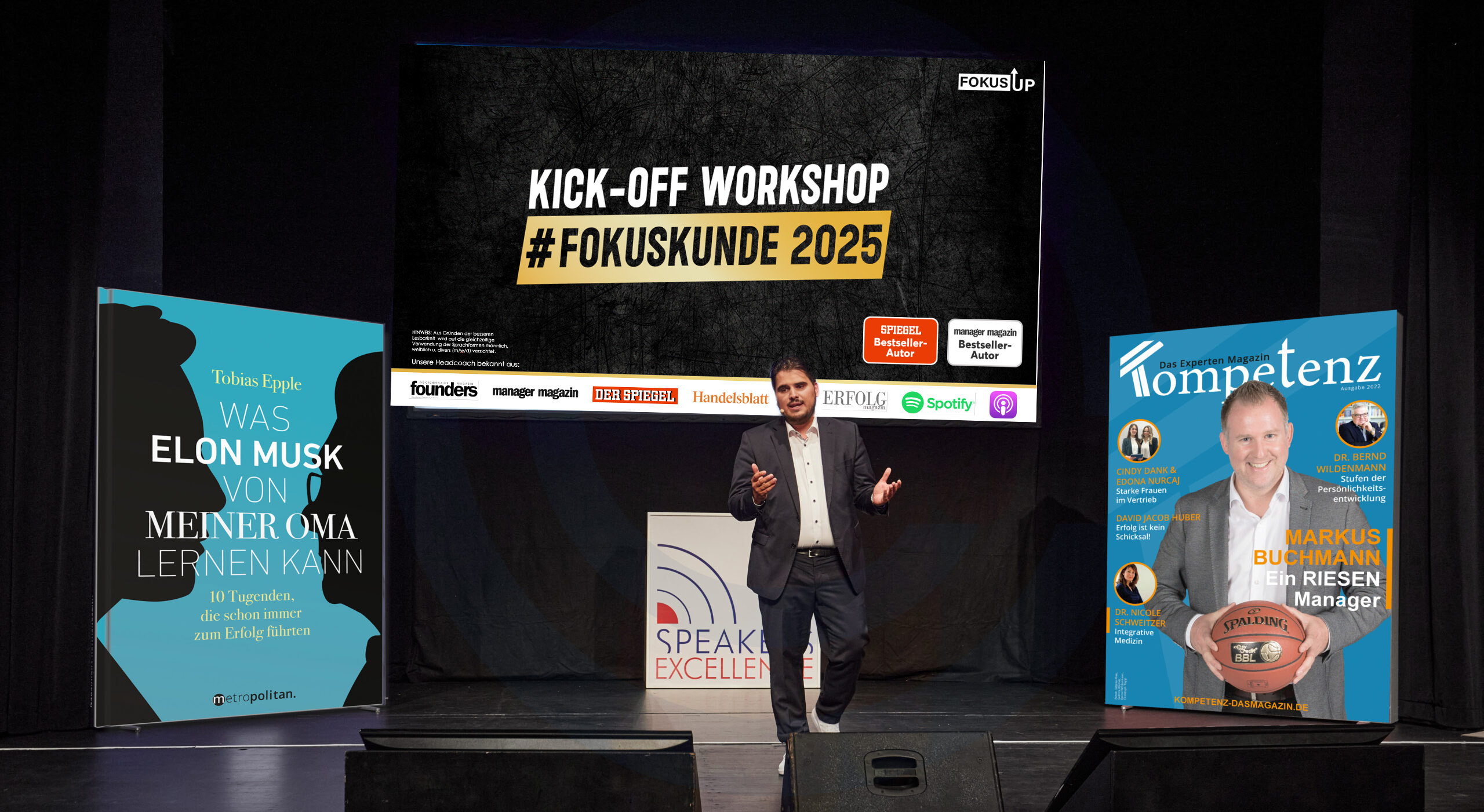 Der Speaker und Autor Tobias Epple auf der Bühne